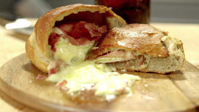 Pieczony camembert
